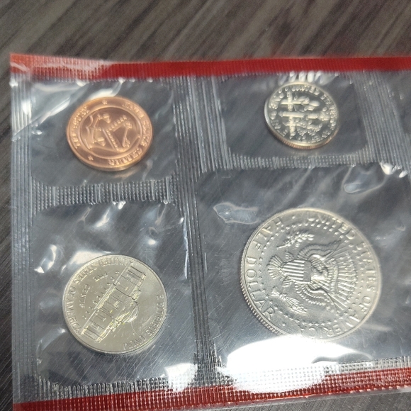 Coin Collection with Red Border - Picture 6 of 7